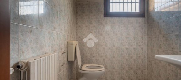 Дом с 6 комнатами в Костильоле Салуццо, Италия № 19812 23