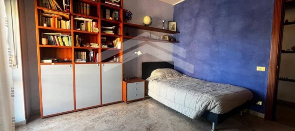 8-salle Appartement à Campobasso, Italy No. 228708 21