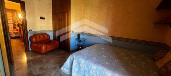 8-salle Appartement à Campobasso, Italy No. 228708 26