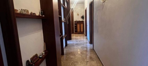 8-salle Appartement à Campobasso, Italy No. 228708 35