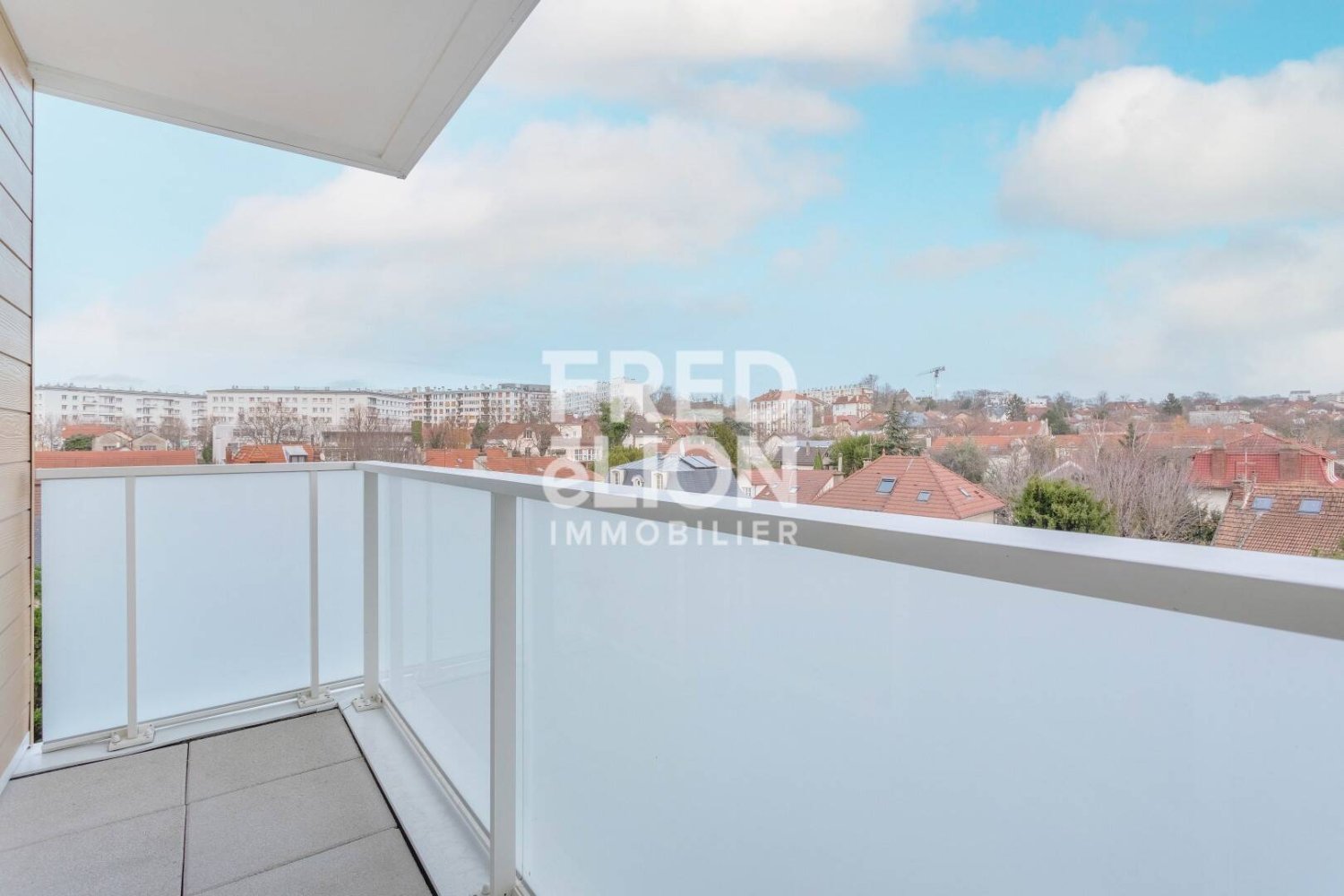 2 غرف نوم شقة في Champigny-sur-Marne, France رقم 163152