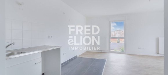 2 غرف نوم شقة في Champigny-sur-Marne, France رقم 163152 2