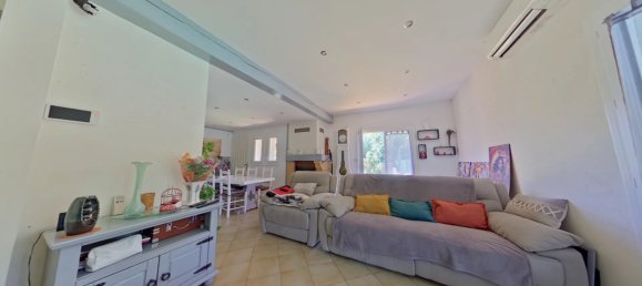 3 Schlafzimmer Haus in Pouillon, France, Nr. 230695 4