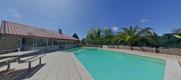 3 Schlafzimmer Haus in Pouillon, France, Nr. 230695 8