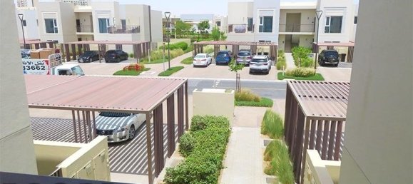 2 chambres Maison de ville à Dubai, UAE No. 6483 12