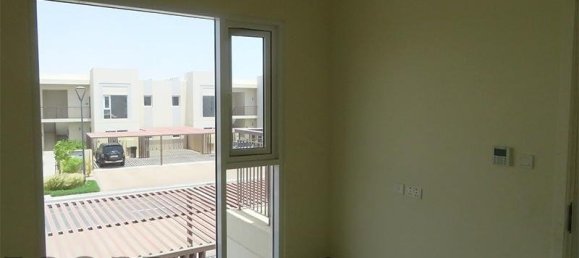 2 chambres Maison de ville à Dubai, UAE No. 6483 7