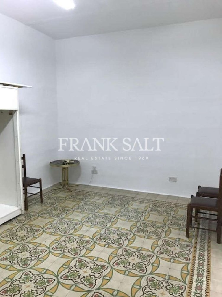 85m² Office in Gzira, Malta No. 13142