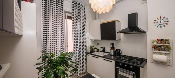 1 bedroom Apartment in Milan, Italy No. 288127 12
