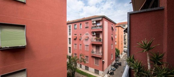 1 bedroom Apartment in Milan, Italy No. 288127 5