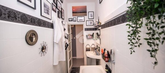 1 bedroom Apartment in Milan, Italy No. 288127 25