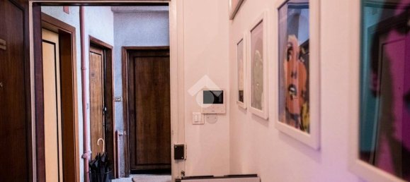 1 bedroom Apartment in Milan, Italy No. 288127 3