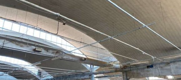 Entrepôt à Mariano Comense, Italy 1650m² No. 147955 4