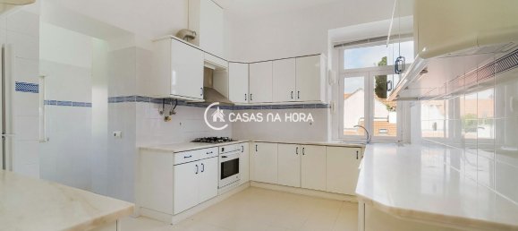 17 bedrooms House in Cascais, Portugal No. 38391 8