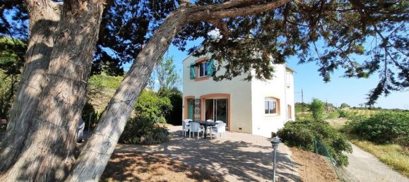 3 bedrooms House in Autignac, France No. 37985 2