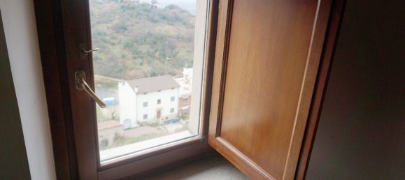 Apartamento de 4 divisões em Montorio Romano, Italy N.º 174386 9