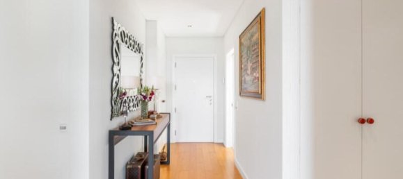 4 bedrooms Villa in Cascais, Portugal No. 198764 12