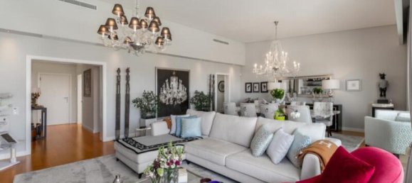 4 bedrooms Villa in Cascais, Portugal No. 198764 2