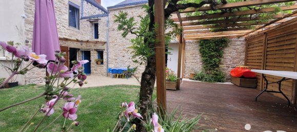 Дом с 5 комнатами в Виньё-де-Бретань, Франция № 333136 2