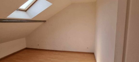 4 bedrooms Villa in Hirson, France No. 262775 11