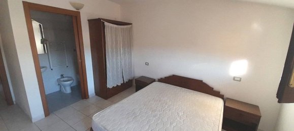 Квартира с 2 спальнями в Колле ди Валь д’Эльса, Италия № 205689 13