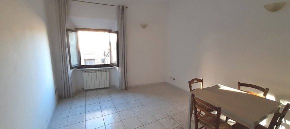 Квартира с 2 спальнями в Колле ди Валь д’Эльса, Италия № 205689 3