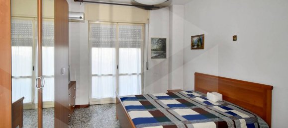Apartamento de 2 divisões em Parabiago, Italy N.º 34328 11