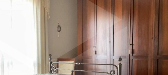 3 Schlafzimmer Wohnung in Frattaminore, Italy, Nr. 18746 10