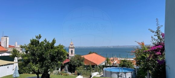 14 bedrooms Building in Lisbon, Portugal No. 46078 2