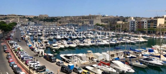 3 bedrooms Apartment in Ta' Xbiex, Malta No. 6629 2