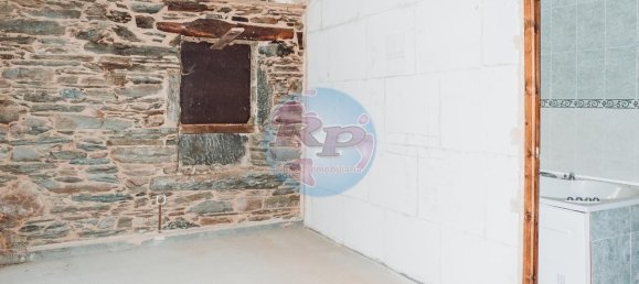 Casa de 8 dormitorios en León, Spain No. 29718 8