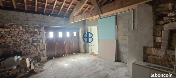 2 bedrooms House in Courson-les-Carrieres, France No. 363497 9