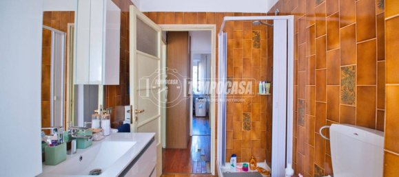 2 Schlafzimmer Wohnung in Novara, Italy, Nr. 275105 15