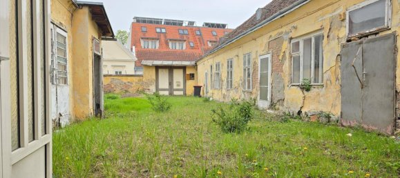 Земельный участок с 6 комнатами в Баден, Австрия № 36064 3