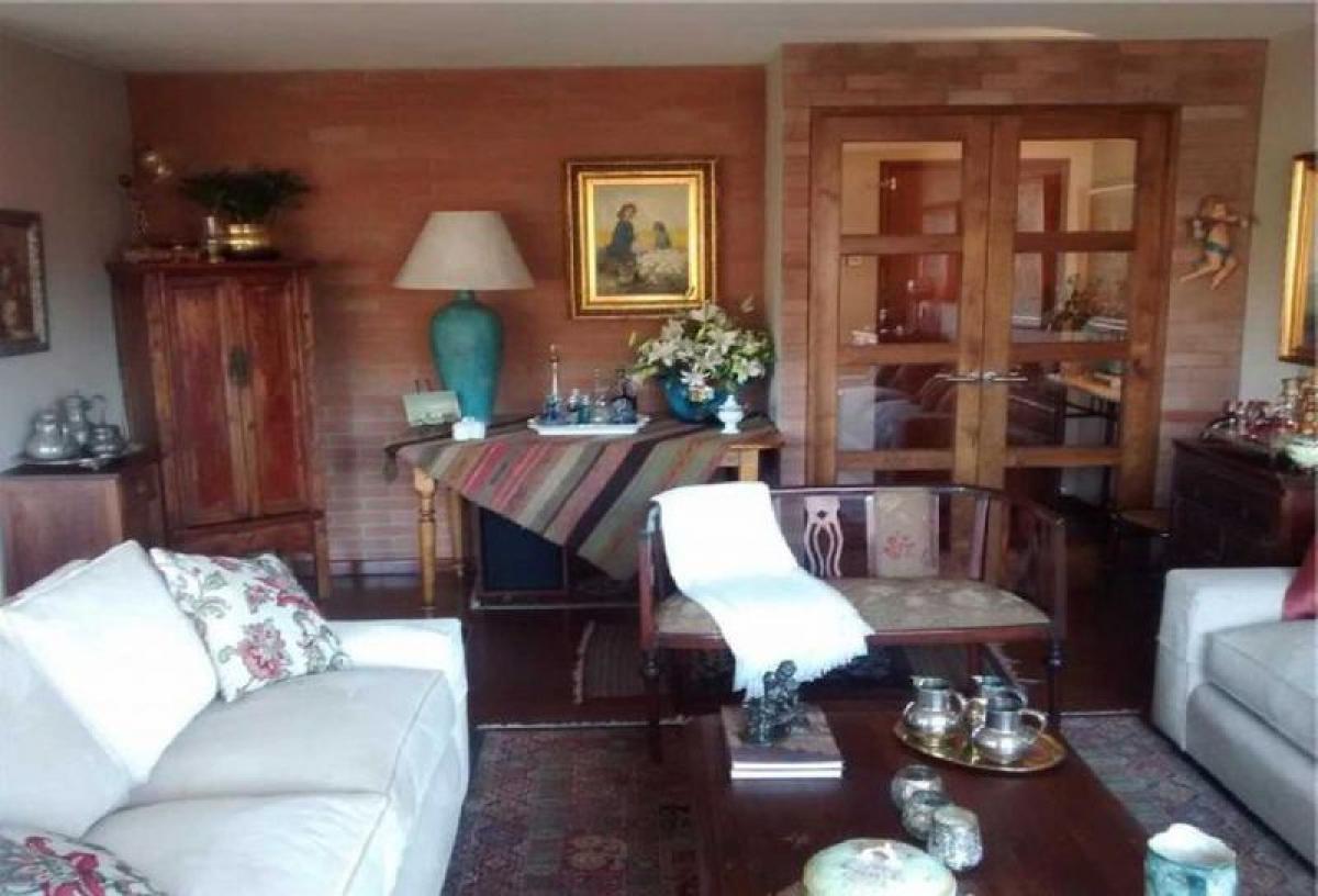 3 bedrooms Apartment in Santiago, Chile No. 3414
