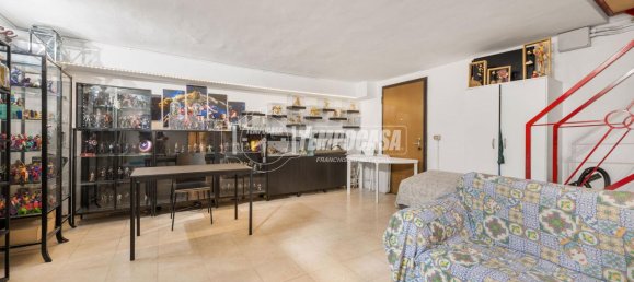 2غرفة شقة في Milan, Italy رقم 242125 5