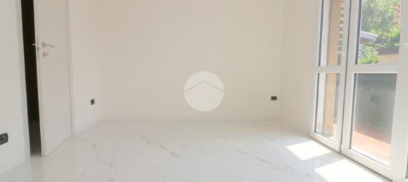 2 Schlafzimmer Wohnung in Rho, Italy, Nr. 268827 8