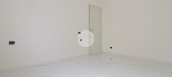 2 Schlafzimmer Wohnung in Rho, Italy, Nr. 268827 26