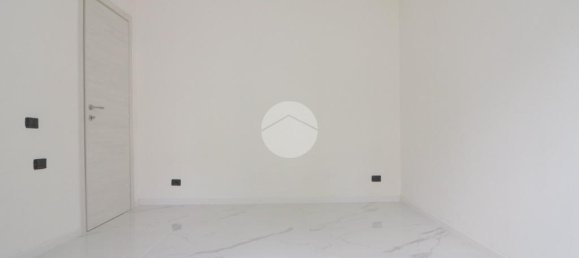 2 Schlafzimmer Wohnung in Rho, Italy, Nr. 268827 24