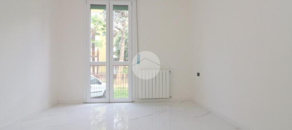 2 Schlafzimmer Wohnung in Rho, Italy, Nr. 268827 21