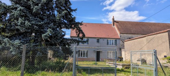 4 bedrooms House in Yonne, France No. 358416 10