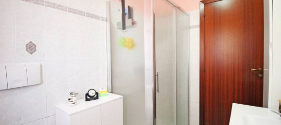 Apartamento de 2 dormitorios en Torrevecchia Pia, Italy No. 318263 24