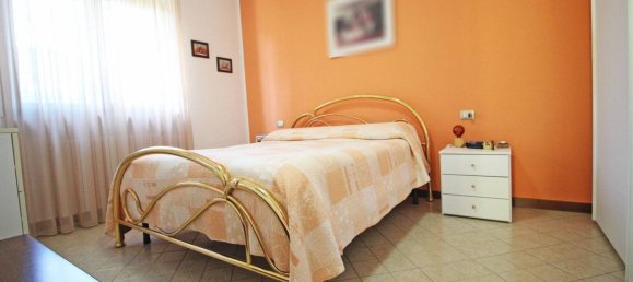 Apartamento de 2 dormitorios en Torrevecchia Pia, Italy No. 318263 17