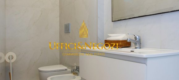 270m² Office in Milan, Italy No. 333283 17