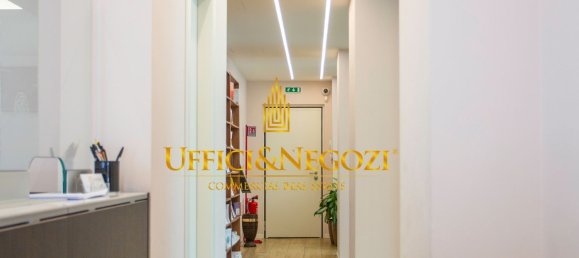 270m² Office in Milan, Italy No. 333283 19