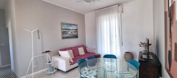 2 bedrooms Apartment in Viareggio, Italy No. 329265 2