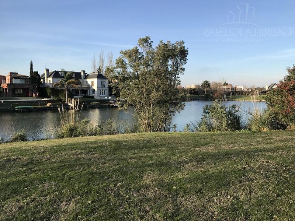 Grundstück in Tigre, Argentina, Nr. 42390