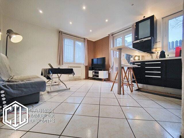 1 bedroom Apartment in Clichy-sous-Bois, France No. 135743