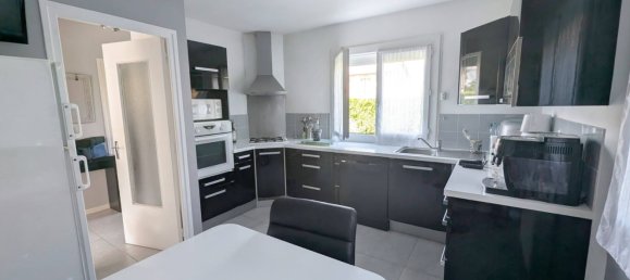 Дом с 4 спальнями в Варс-Альер-э-Риссе, Франция № 302347 3