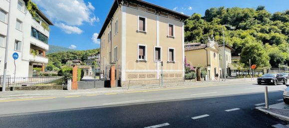 14 rooms Building in Brescia, Italy No. 373101 3