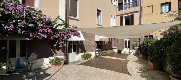 14 rooms Building in Brescia, Italy No. 373101 17